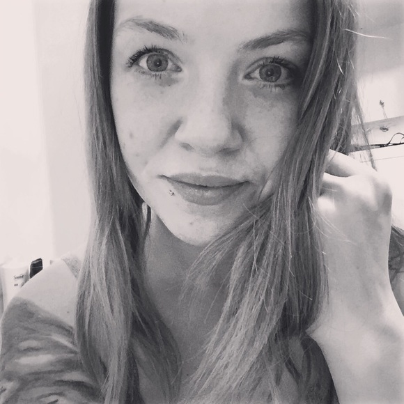 Meet your Posher, Kylsie - Picture 2 of 4